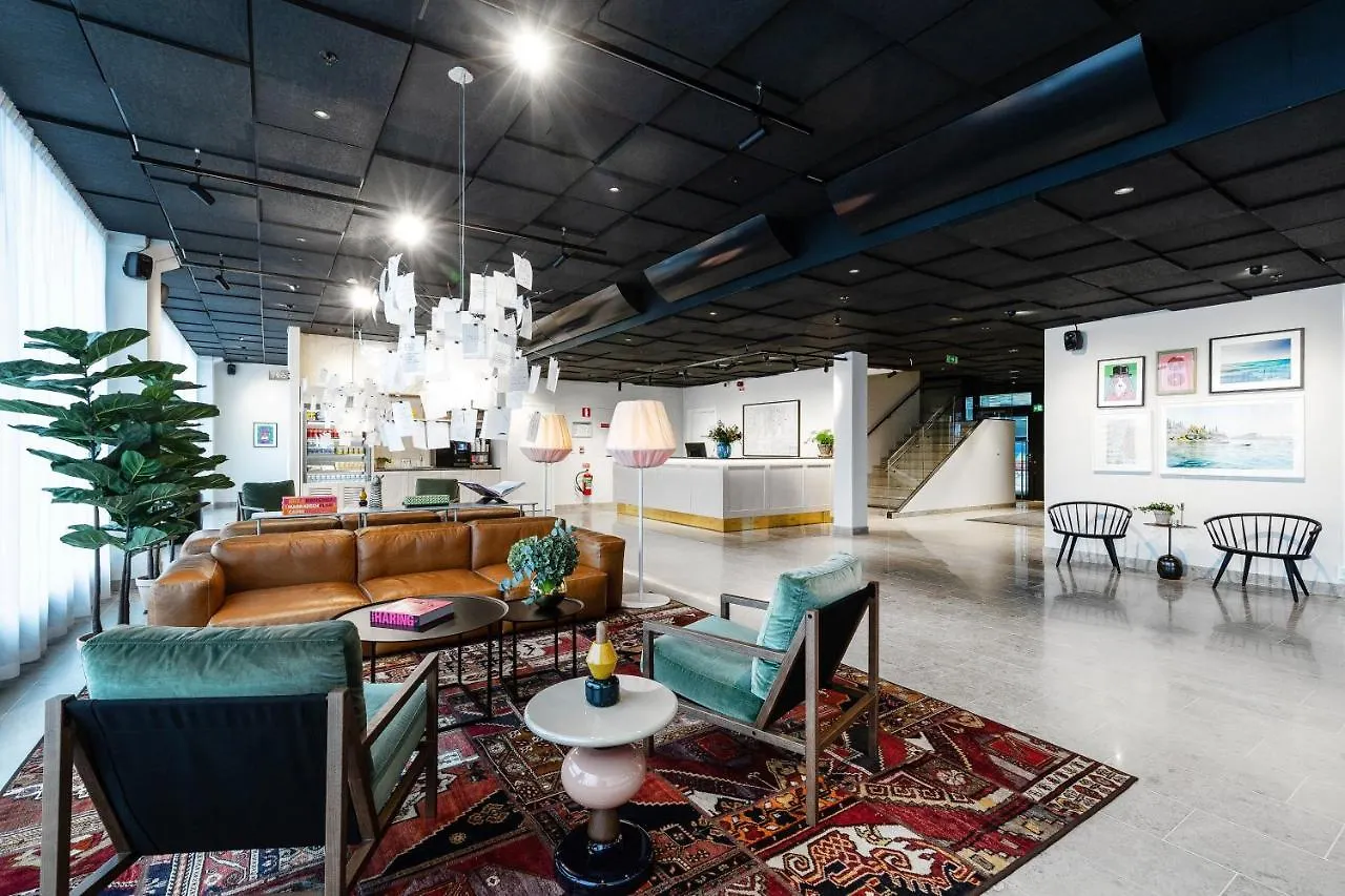 Biz Apartment Bromma Стокгольм