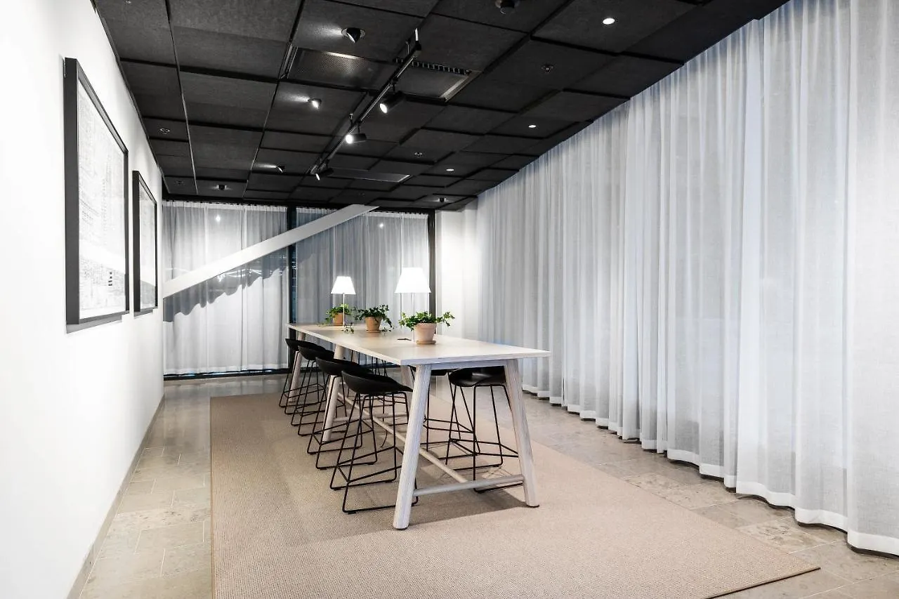 Biz Apartment Bromma Стокгольм