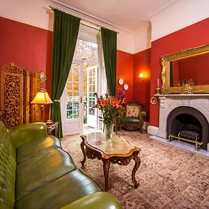 https://alhambra-court-31-st-marys-york-gb-york-united-kingdom.yorkshirehotels.net
